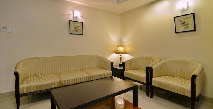 Ambience Executive Hotel Pimpri-Chinchwad Exterior foto