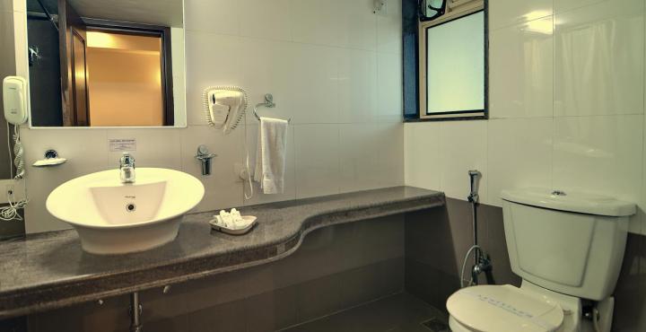Ambience Executive Hotel Pimpri-Chinchwad Exterior foto