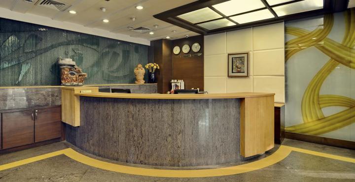 Ambience Executive Hotel Pimpri-Chinchwad Exterior foto