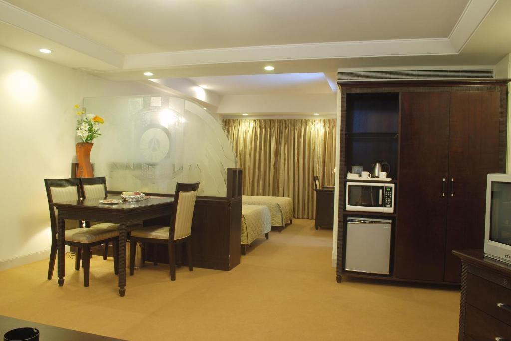 Ambience Executive Hotel Pimpri-Chinchwad Cameră foto